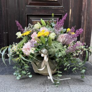 Centro floral en cesto GRANDE