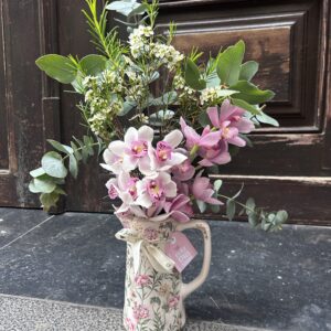 JARRA CON ADORNO FLORAL
